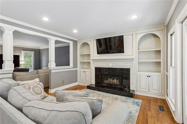 801 Bedford Oaks Drive, Marietta, GA 30068
