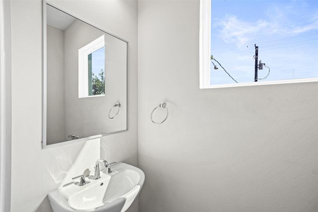3405 Terry Street, Houston, TX 77009