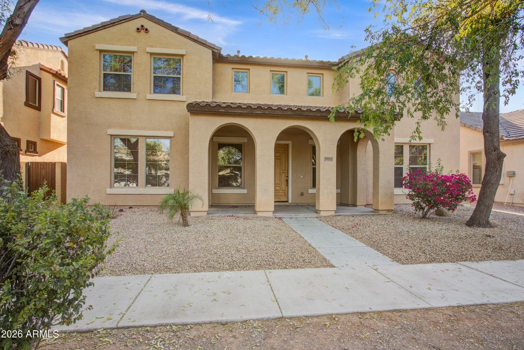 1922 S SUNNYVALE Avenue, Gilbert, AZ 85295