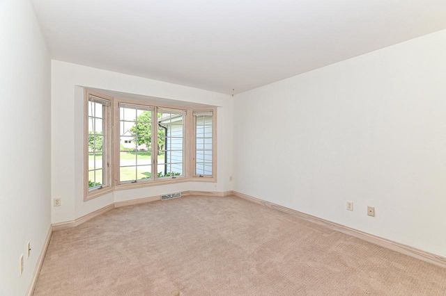 540 Mc Aurther LANE #B, Brookfield, WI 53045