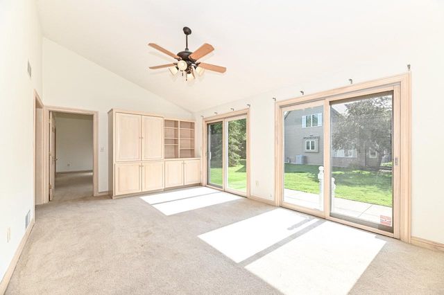 540 Mc Aurther LANE #B, Brookfield, WI 53045