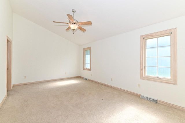 540 Mc Aurther LANE #B, Brookfield, WI 53045