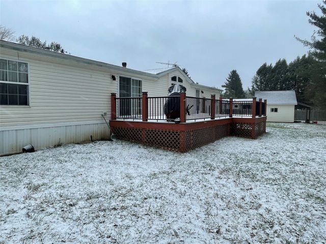 12210 FOREST Drive, Linesville, PA 16424