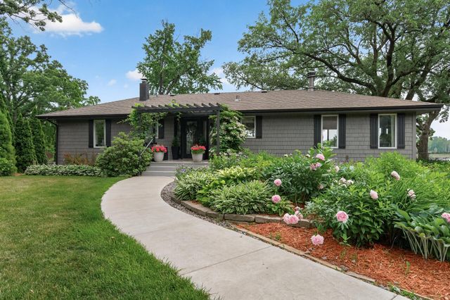7805 Gloria Circle, Mounds View, MN 55112