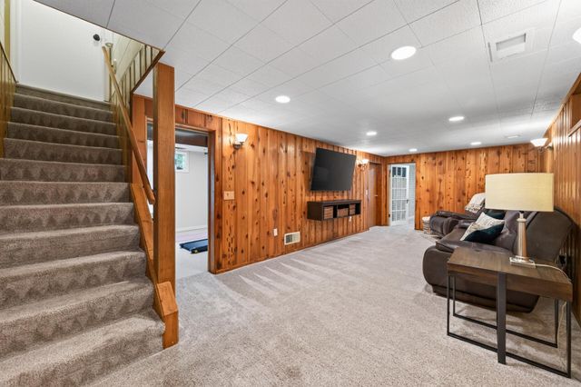 7805 Gloria Circle, Mounds View, MN 55112