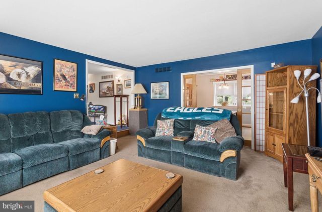 1297 QUARRY COMMONS DR, Yardley, PA 19067