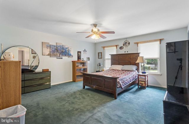1297 QUARRY COMMONS DR, Yardley, PA 19067