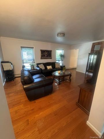 60 Grand Street, Wurtsboro, NY 12790