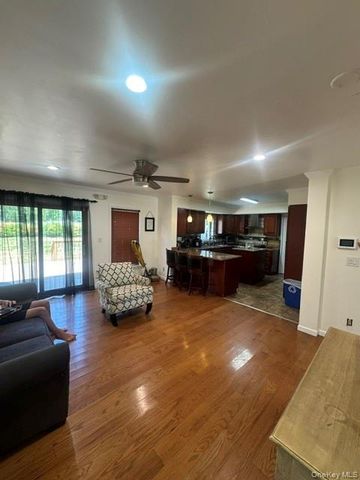 60 Grand Street, Wurtsboro, NY 12790