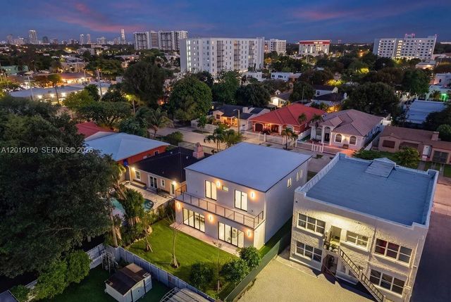 2265 SW 4 St, Miami, FL 33135