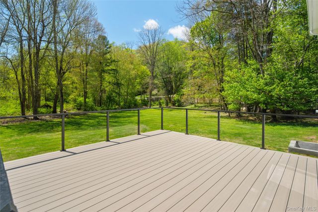 1 Patriots Farm Place, Armonk, NY 10504