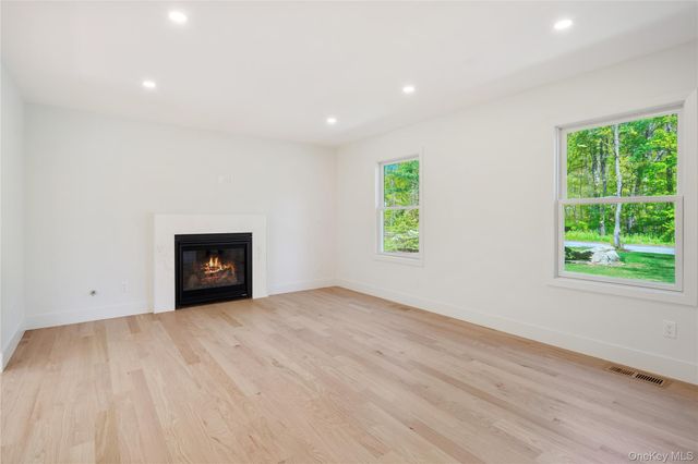1 Patriots Farm Place, Armonk, NY 10504