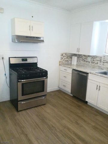 29 Orchard Rd, Maplewood Twp., NJ 07040