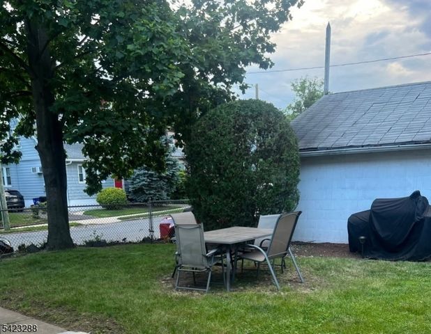 29 Orchard Rd, Maplewood Twp., NJ 07040