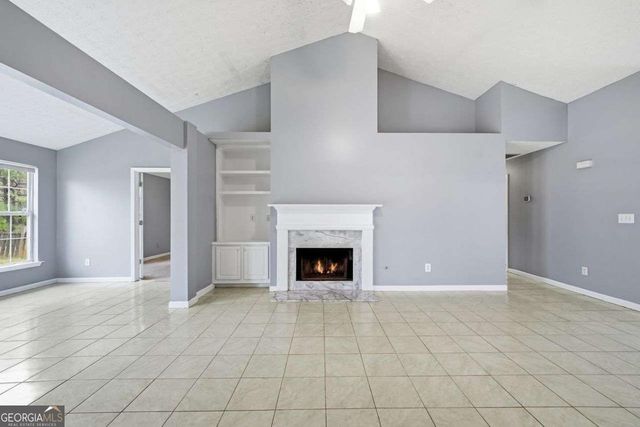 6000 Hillvale Court, Lithonia, GA 30058