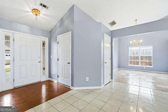 6000 Hillvale Court, Lithonia, GA 30058