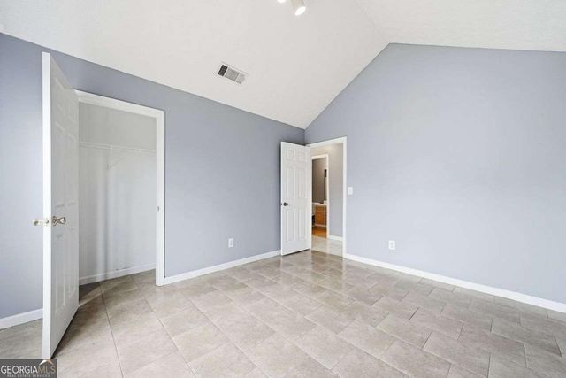 6000 Hillvale Court, Lithonia, GA 30058