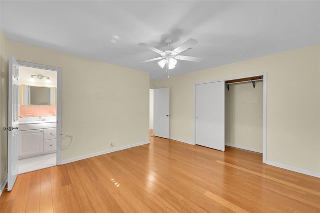 881 NW Zinnia Lane, Plantation, FL 33317