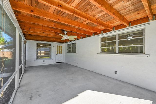 881 NW Zinnia Lane, Plantation, FL 33317