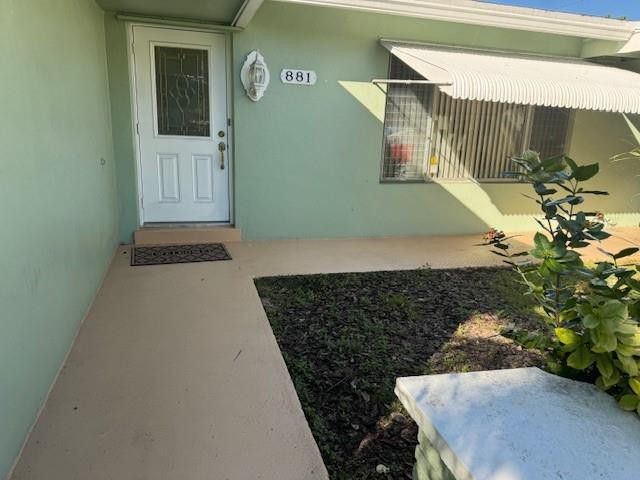 881 NW Zinnia Lane, Plantation, FL 33317