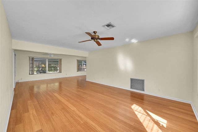 881 NW Zinnia Lane, Plantation, FL 33317