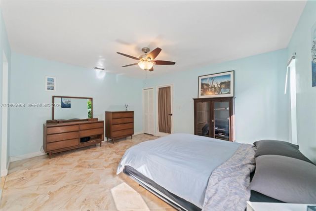 120 SE 3rd Ave, Dania Beach, FL 33004