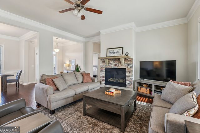 3427 Dockside Shores Drive, Gainesville, GA 30506