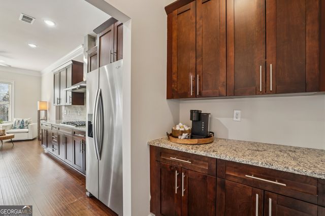 3427 Dockside Shores Drive, Gainesville, GA 30506