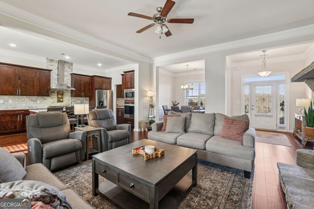 3427 Dockside Shores Drive, Gainesville, GA 30506