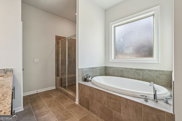 3427 Dockside Shores Drive, Gainesville, GA 30506