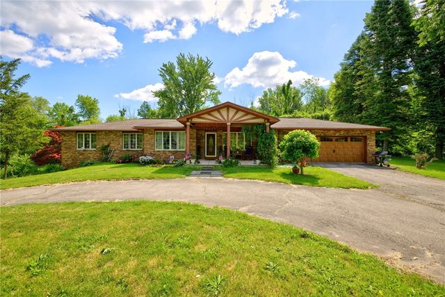452 Plank Road, Walworth, NY 14502