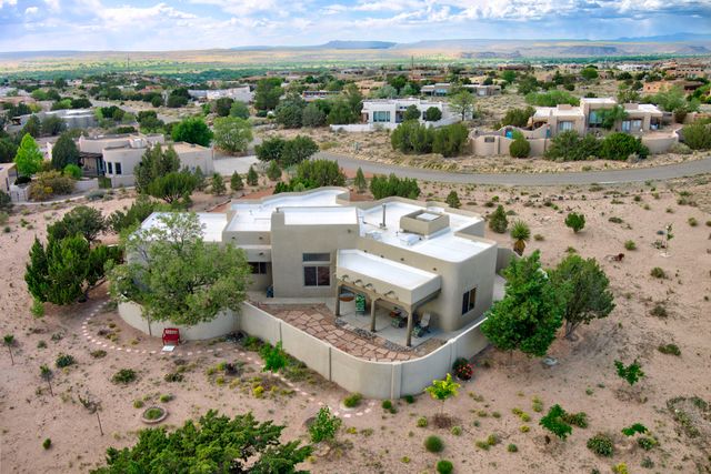 44 Roadrunner Trail, Placitas, NM 87043
