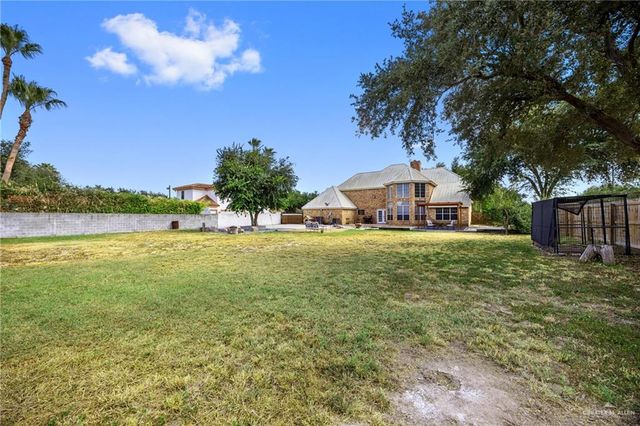 2001 Fair Oaks Drive, Mission, TX 78574