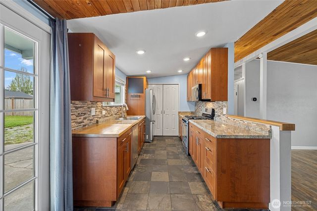 1519 Berniece Street, Mount Vernon, WA 98274