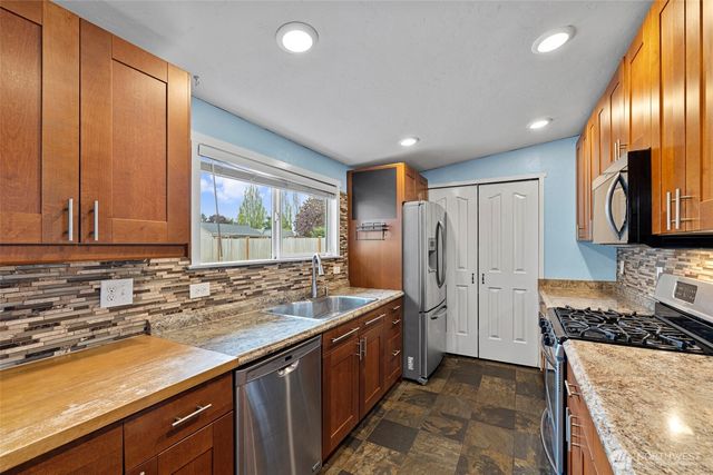 1519 Berniece Street, Mount Vernon, WA 98274