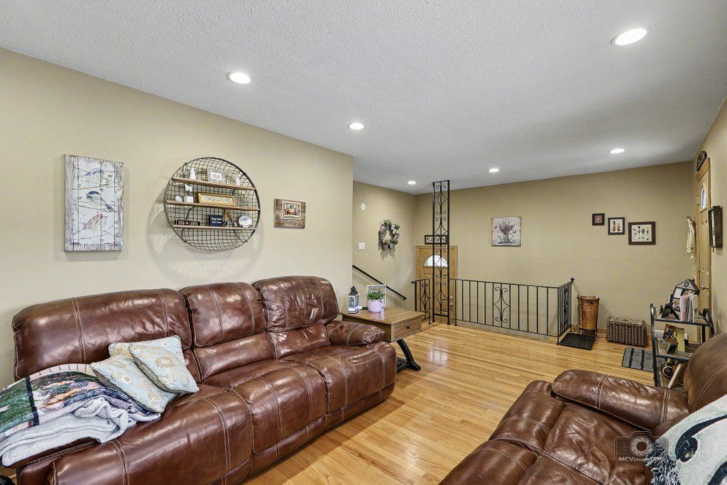 3843 W 107th Place, Chicago, IL 60655 — photo 5