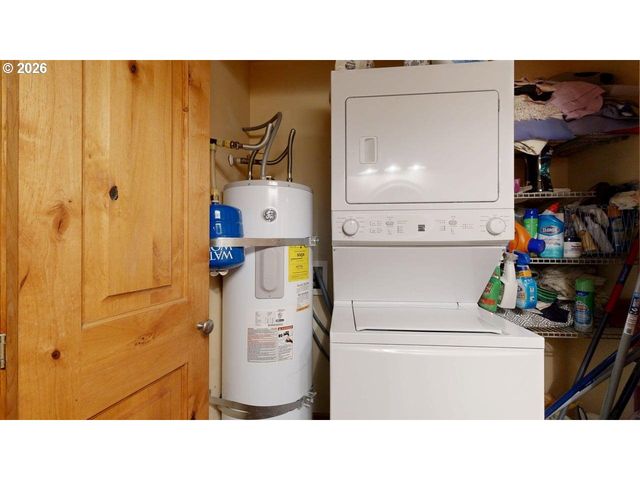 99106 E FREEMAN Ln, Brookings, OR 97415
