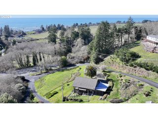99106 E FREEMAN Ln, Brookings, OR 97415