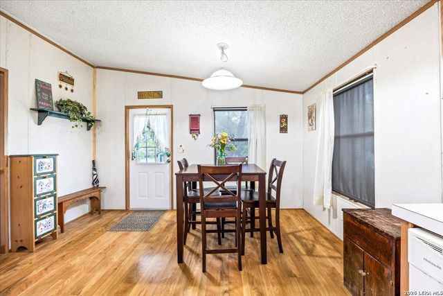 510 County Road 3820, San Antonio, TX 78253