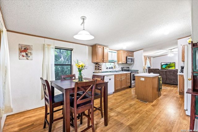 510 County Road 3820, San Antonio, TX 78253