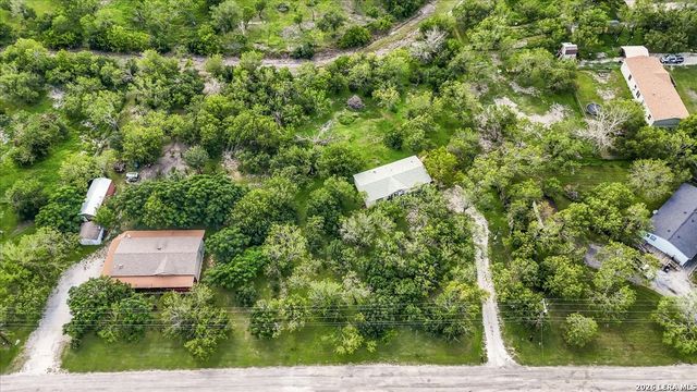 510 County Road 3820, San Antonio, TX 78253