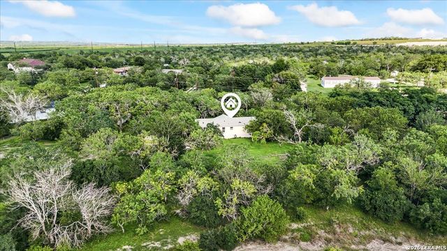 510 County Road 3820, San Antonio, TX 78253