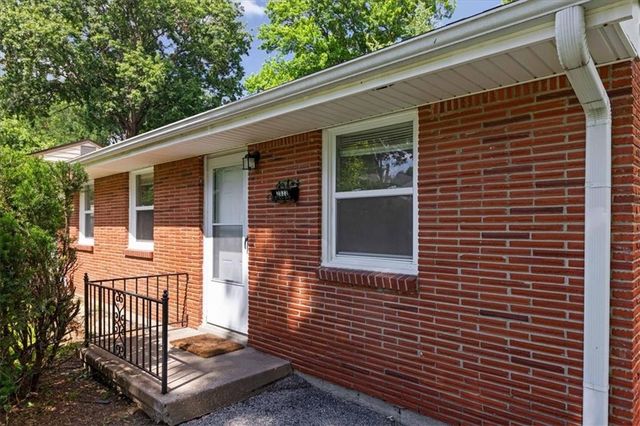2021 S Harris Avenue, Independence, MO 64052