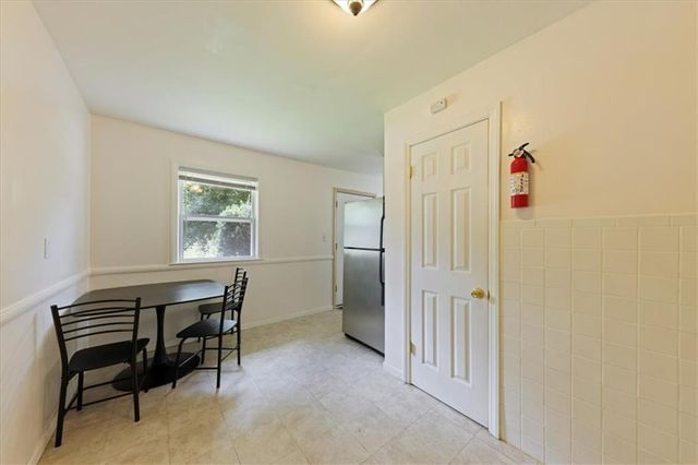 2021 S Harris Avenue, Independence, MO 64052