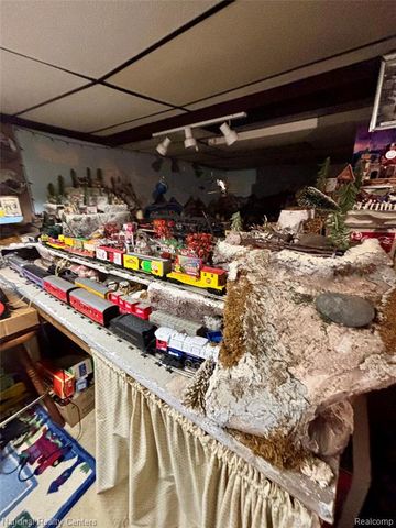 38751 Beecher Drive, Sterling Heights, MI 48312