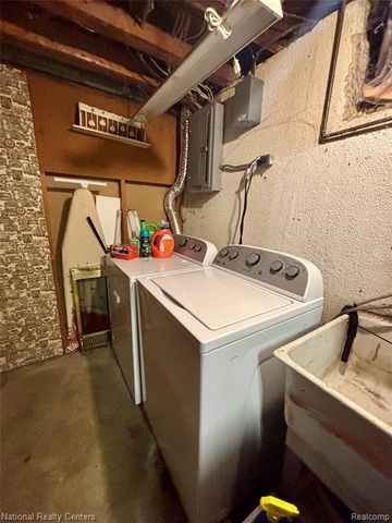 38751 Beecher Drive, Sterling Heights, MI 48312