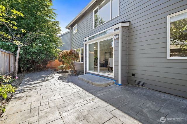 22512 SE 281st Street, Maple Valley, WA 98038