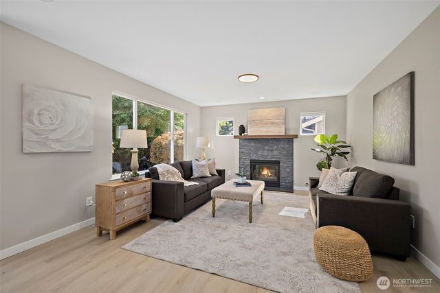 22512 SE 281st Street, Maple Valley, WA 98038