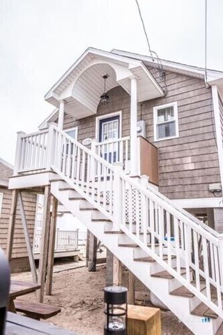 127 Shore Road, Clinton, CT 06413