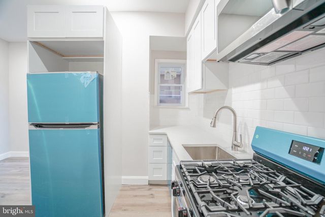1714 SNYDER AVE, Philadelphia, PA 19145